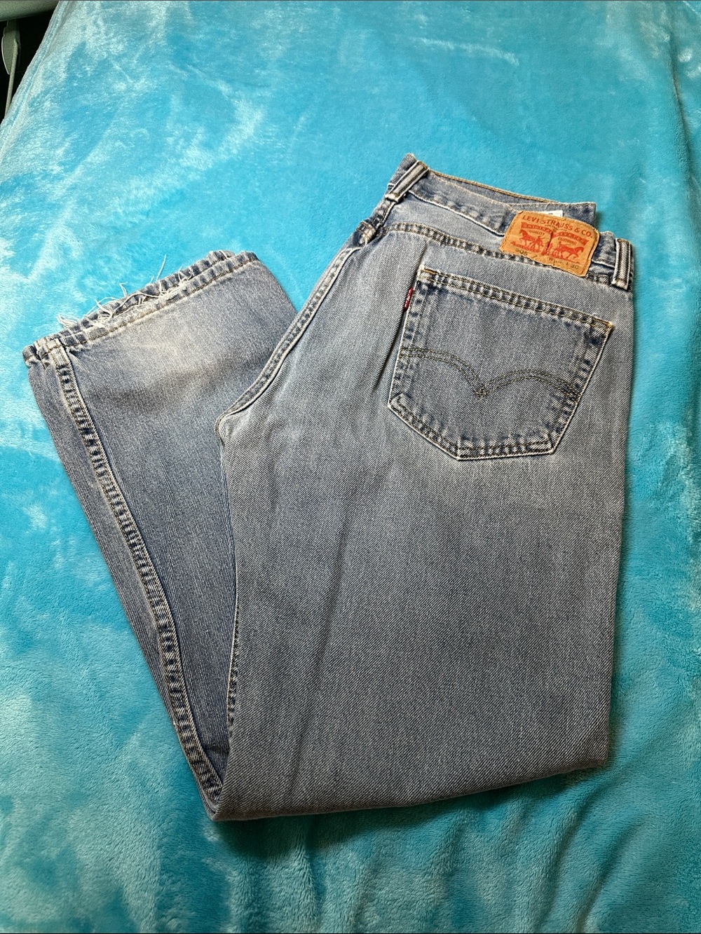 Levi's Men's Light Wash Straight Leg Jeans